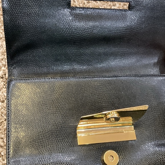 Black Rodo clutch with golden chain - Picture 3 of 9